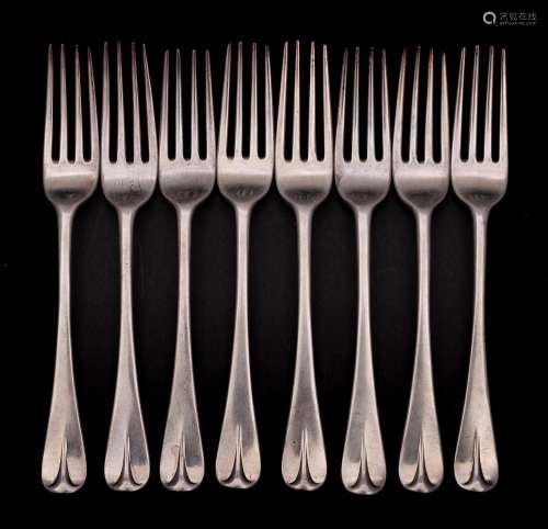 A set of eight Victorian silver dessert forks, maker Chawner...