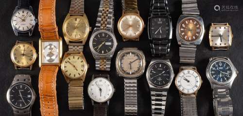 A selection of gentlemens wristwatches: to include Seiko, Se...