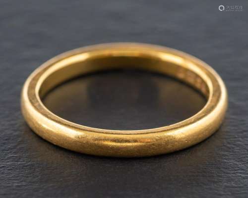 A 22ct gold ring,: hallmarks for London, 1954, ring size L, ...