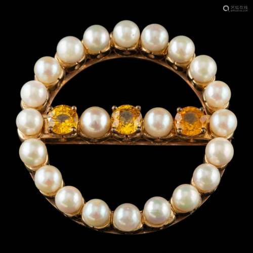 A 9 carat gold yellow sapphire and cultured pearl brooch,