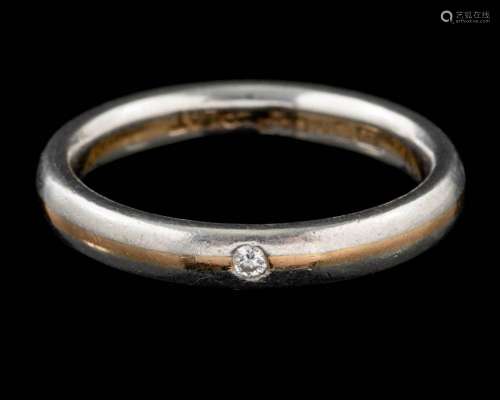 An 18 carat gold and platinum diamond ring,: the brilliant c...
