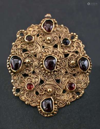A 19th century, Indo-Persian, gold garnet pendant,: with can...