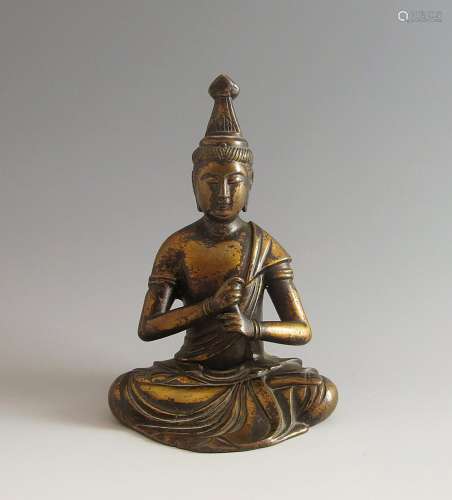 Sitzender Buddha Maitreya.