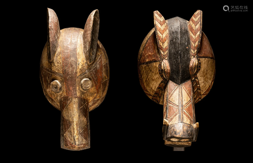 Two Mossi Wood Warthog Helmet Masks Length of longest 13 9/1...