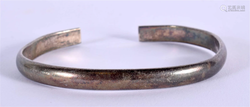 A RARE 19TH CENTURY CHINESE EXPORT SILVER BANGLE Qing. 31.7 ...