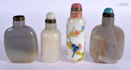 THREE EARLY 20TH CENTURY CHINESE CARVED AGATE SNUFF BOTTLES ...