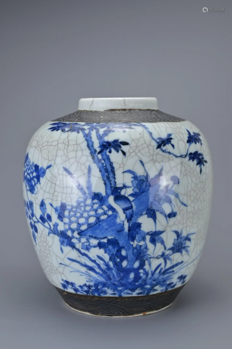 A CHINESE BLUE AND WHITE CRACKLE PORCELAIN GINGER JAR, 19TH ...