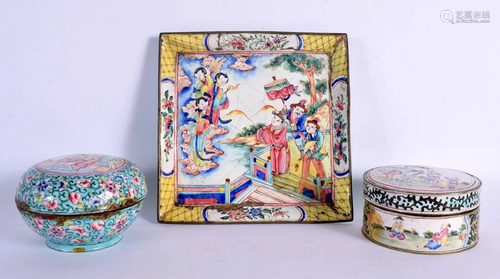 AN 18TH CENTURY CHINESE CANTON ENAMEL CIRCULAR BOX AND COVER...