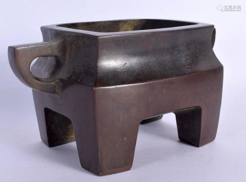 A LARGE CHINESE TWIN HANDLED BRONZE CENSER 20th Century. 20 ...