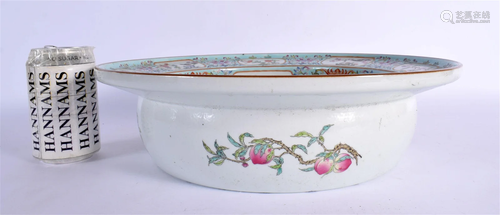 A LARGE CHINESE FAMLLE ROSE PORCELAIN BASIN 20th Century. 34...