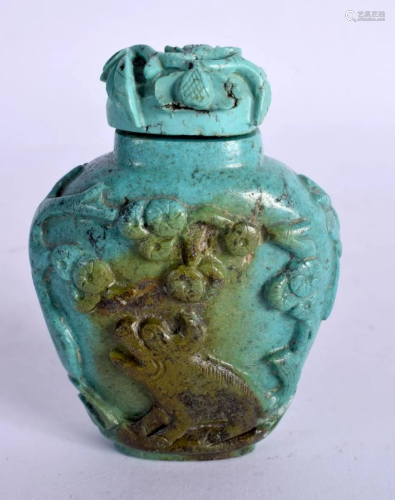 A 19TH CENTURY CHINESE CARVED TURQUOISE SNUFF BOTTLE AND STO...