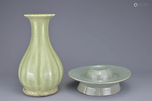 TWO CHINESE CELADON PORCELAIN ITEMS