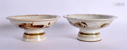 A PAIR OF CHINESE BROWN AND WHITE GLAZED PORCELAIN TAZZA 20t...