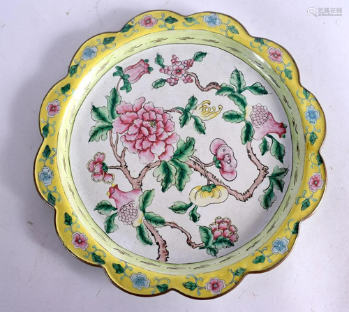 AN EARLY 20TH CENTURY CHINESE CANTON ENAMEL LOBED PLATE Late...