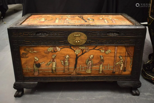 AN EARLY 20TH CENTURY CHINESE HARDSTONE INLAID COFFER Late Q...