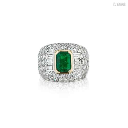 BULGARI AN EMERALD AND DIAMOND RING