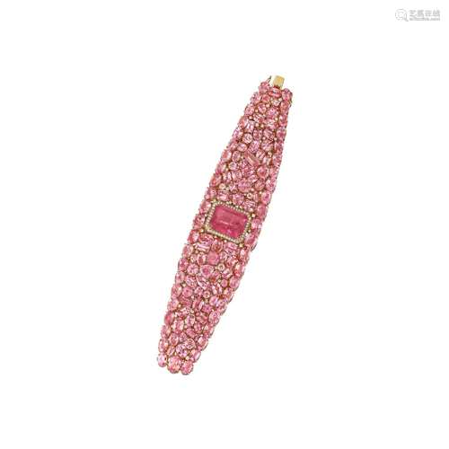 A SPINEL AND DIAMOND BRACELET