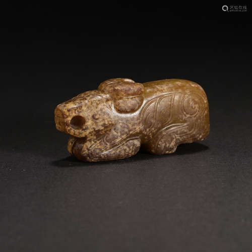 CHINESE HAN DYNASTY HETIAN JADE ITEM