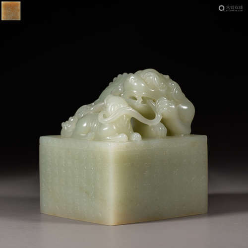 China Qing Dynasty Seal made of Hetian jade