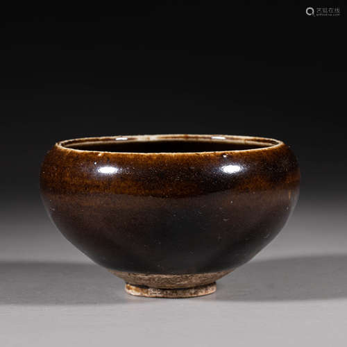 China Song Dynasty purple jar