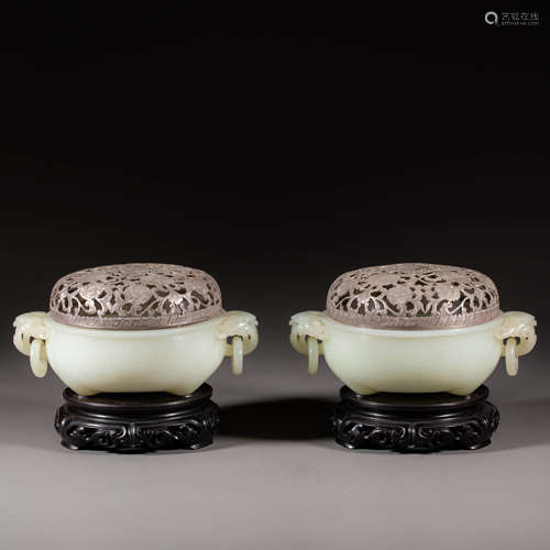 China Qing Dynasty A set of Hetian jade sterling silver ince...