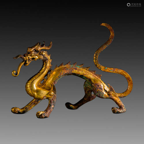 China Tang Dynasty Dragon ornament in the shape of a gilt br...