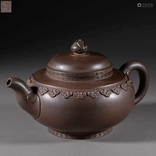 China Qing Dynasty purple sand teapot