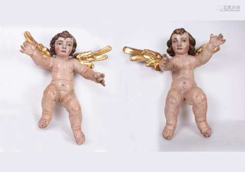 PAIR OF WALL APPLIQUE ANGELS, PORTUGUESE SCHOOL FROM THE 17T...