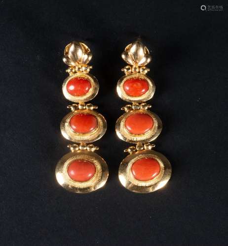 ELEGANT PAIR OF EARRINGS WITH THREE RED CORAL BALLS MOUNTED ...