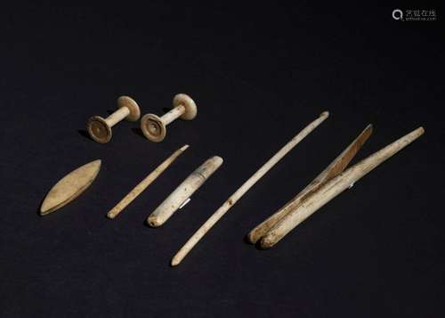 AN EXTREMELY RARE SET OF FATIMID SEWING TOOLS, 10TH CENTURY