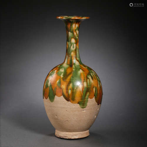 CHINESE TANG DYNASTY THREE-COLOR FLASK, 7TH CENTURY