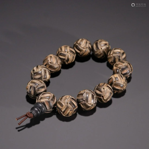 CHINESE AGARWOOD BEADED BRACELET