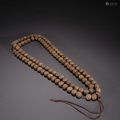 CHINESE AGARWOOD NECKLACE WITH CARVED 'SHOU MEDALLION&#...