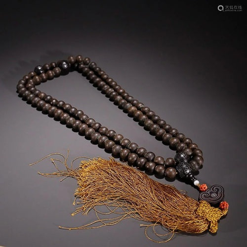 CHINESE AGARWOOD 108-COUNTS NECKLACE