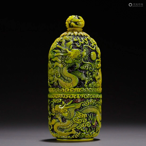 CHINESE GREEN-GLAZED COVERED GLASS SNUFF BOTTLE WITH CARVED ...