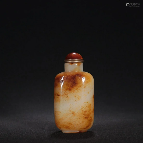 CHINESE HETIAN JADE SNUFF BOTTLE