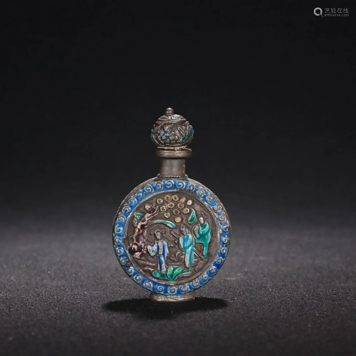 CHINESE BLUE ENAMEL SILVER SNUFF BOTTLLE CAST WITH 'FIG...