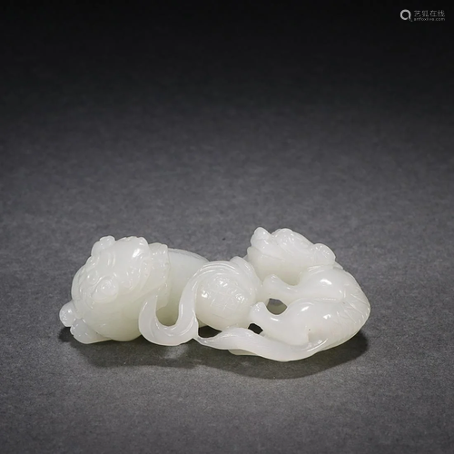 CHINESE HETIAN JADE LIONS PURSUING BALL