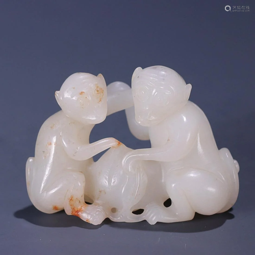 CHINESE HETAIN JADE MONKEY AND PEACH