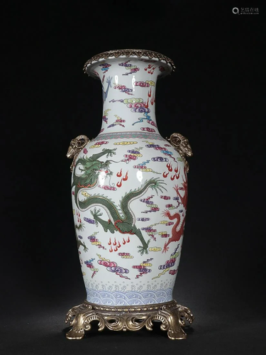 CHINESE FAMILLE-ROSE BRONZE-HANDLED VASE DEPICTING 'DRA...