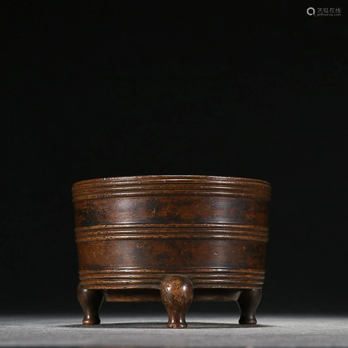 CHINESE BRONZE CENSER ON THREE LEGS, 'MING XUANDE'...