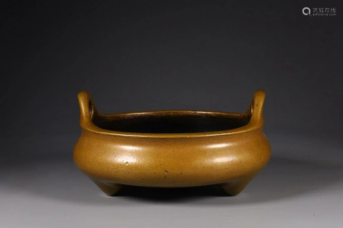 CHINESE BRONZE TWO-HANDLED CENSER ON THREE LEGS, 'CHONG...