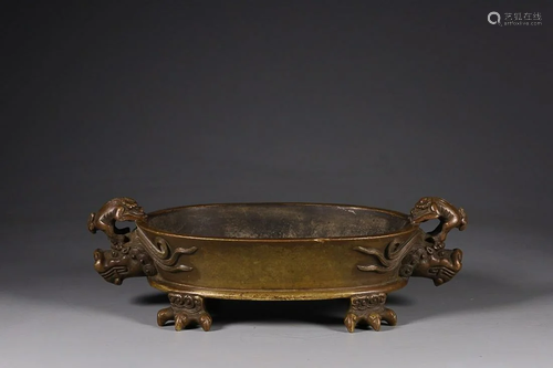 CHINESE BRONZE LION-HANDLED CENSER ON FOUR LEGS, 'DAOGU...