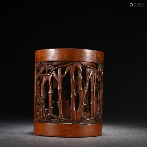 CHINESE BOXWOOD BRUSHPOT WITH CARVED 'FIGURE AND BAMBOO...