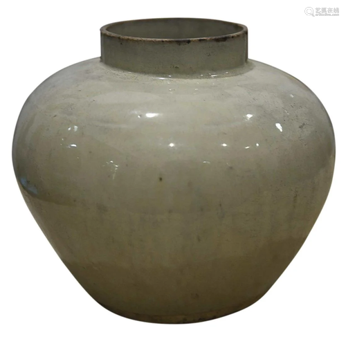 CHINESE WHITE-GLAZED ZISHA JAR