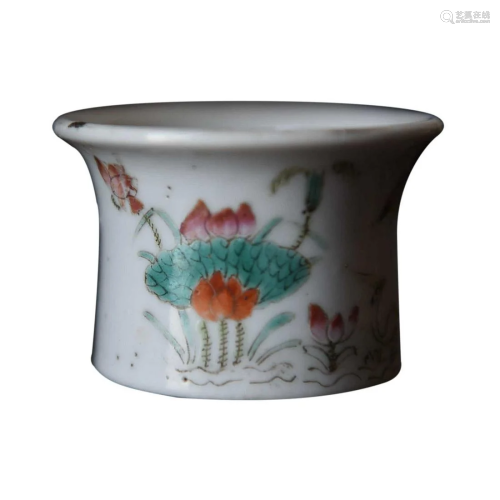 CHINESE FAMILLE-ROSE CUP DEPICTING 'MANDARIN DUCK AND L...