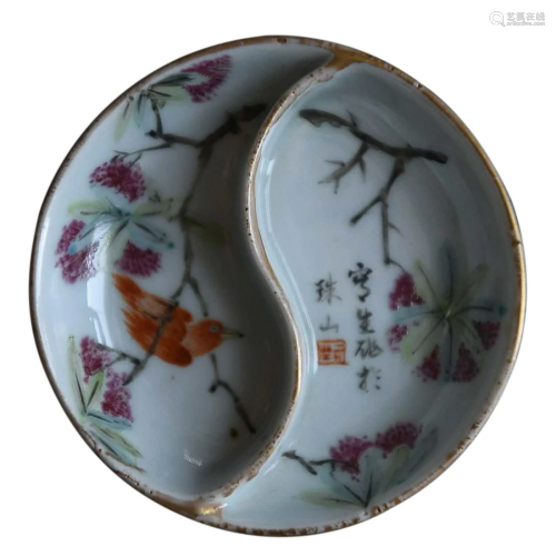 CHINESE FAMILLE-ROSE PAINT PALETTE DEPICTING 'BIRD AND ...