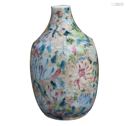 CHINESE FAMILLE-ROSE ENAMELED PORCELAIN VASE DEPICTING '...