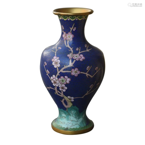 CHINESE CLOISONNE ENAMEL VASE DEPICTING 'PRUNUS'