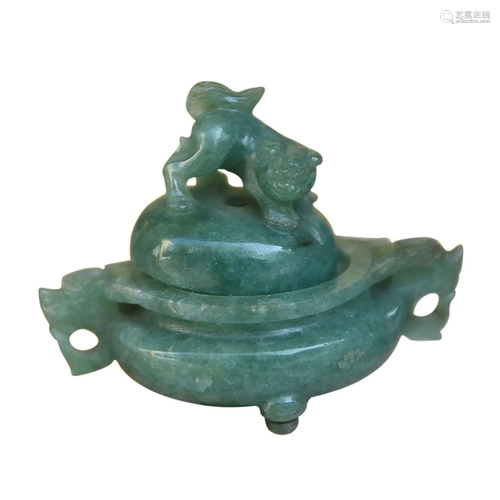 CHINESE JADEITE CENSER WITH 'LION' KNOB